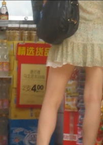 街头高清TP商店买东西的美腿美女【高清1080P】黑丝铺出品